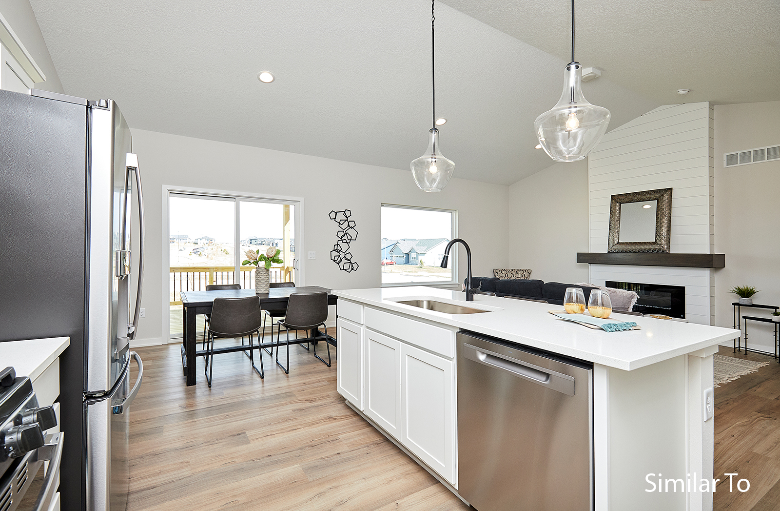 Window coverings in a staged Hubbell home